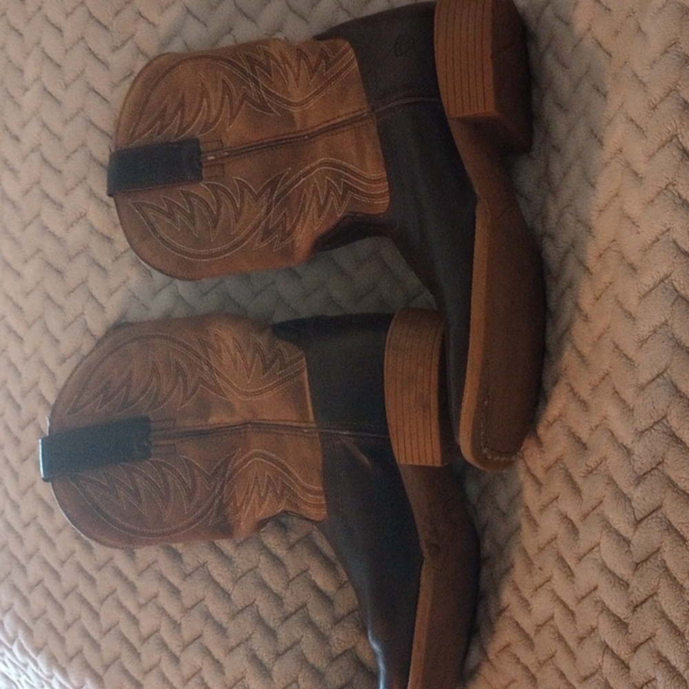 Children's brumy Ariat boots